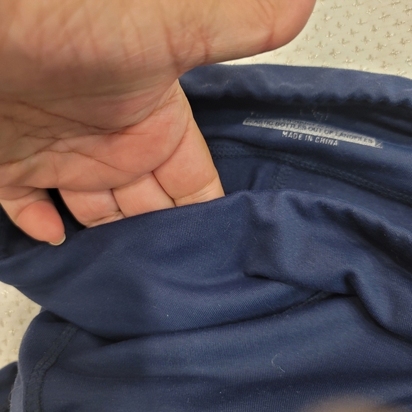 Threads 4 Thoughts Leggings - M - Picture 8 of 9